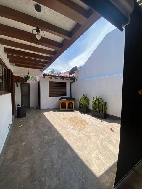 Casa Dentro de Conjunto con Guardia — imagen 2
