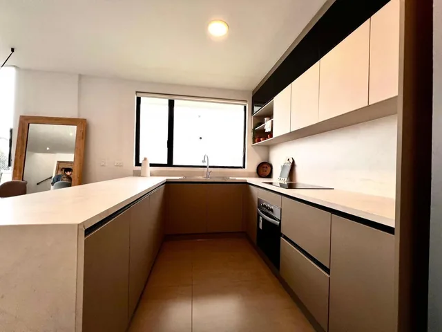 Tumbaco, Hermosa Casa por Estrenar, Generador, Piscina, $178.800 — imagen 4
