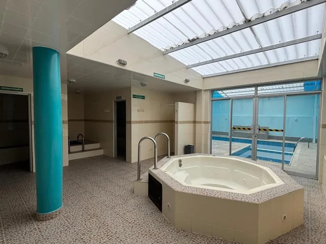 Vendo $134.900 Propiedad con Piscina Para Centro de Fisioterapia, Médico, Spa, — imagen 2