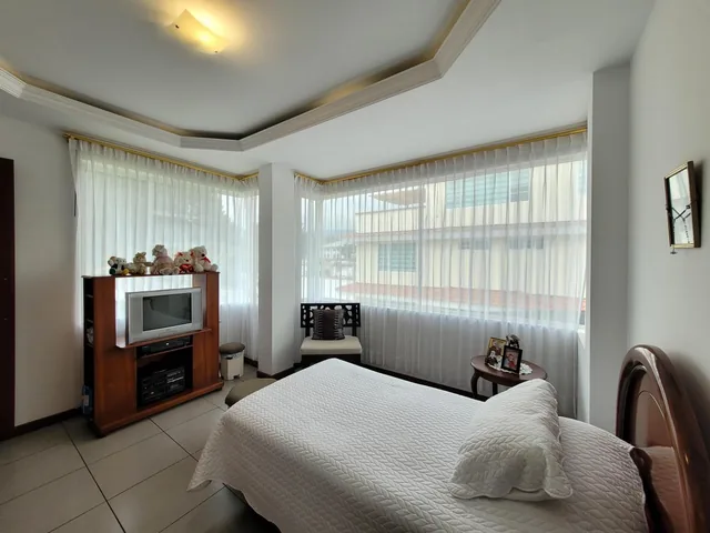 Casa de Venta Independiente, San José del Valle, 4 Dorm.. Terreno: 1.120 m — imagen 2