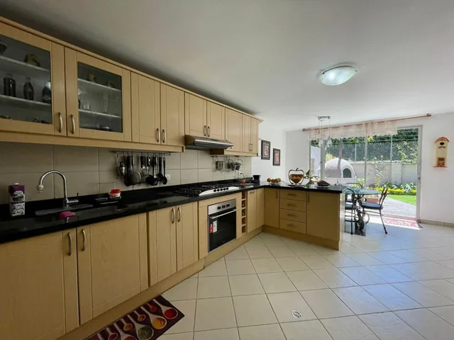 Casa de Venta en Cumbaya Sector Lumbisi — imagen 4