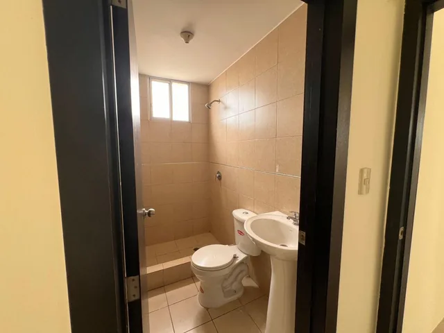 Se Vende Casa en Urb. Arboletta Via Salitre, Guayas — imagen 4