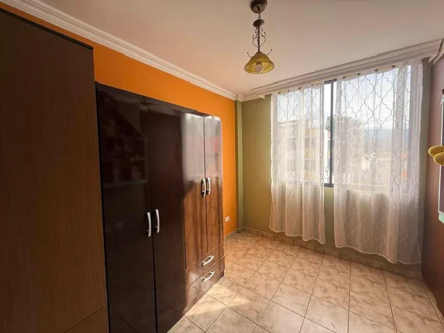 Casa de 206 m² con 3 Habitaciones en Venta en Mitad del Mundo — imagen 5