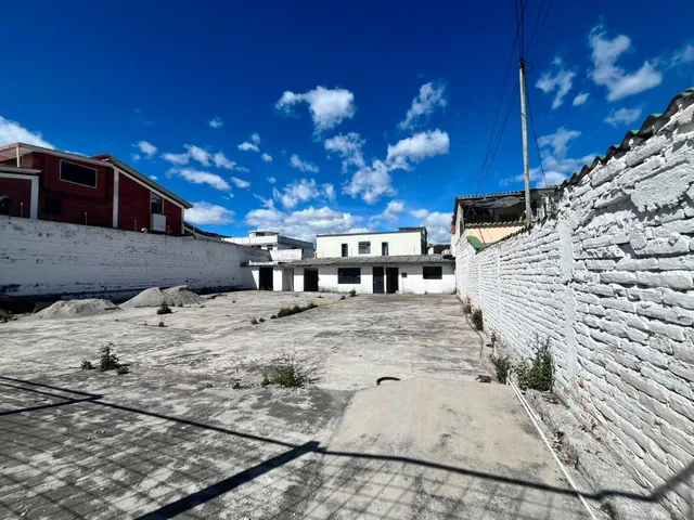 Oportunidad de Inversión, Terreno de 504 m², Sector Jipijapa — imagen 2