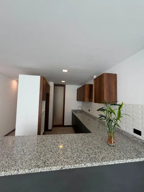 En Venta Departamento 117 m² - 2 Dorm. - Patio San Juan de Cumbayá — imagen 2