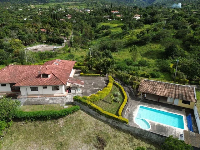 Propiedad de 3064 m² de Terreno en Venta en Yunguila, Azuay — imagen 3