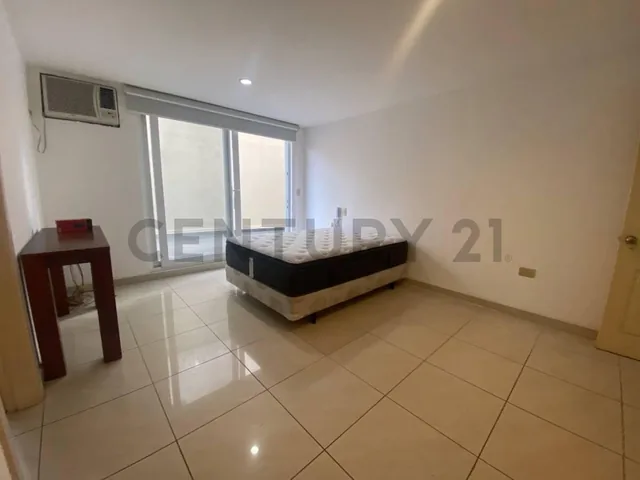 De Oportunidad Apartamento en Venta Edificio Portofino - Manta, Manabí — imagen 5