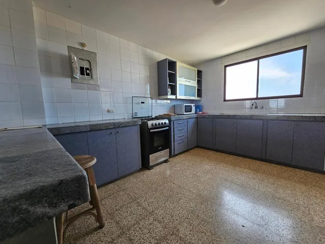 Vendo Lindo Departamento con Amplio Balcon con Vista Al Mar en Salinas — imagen 2