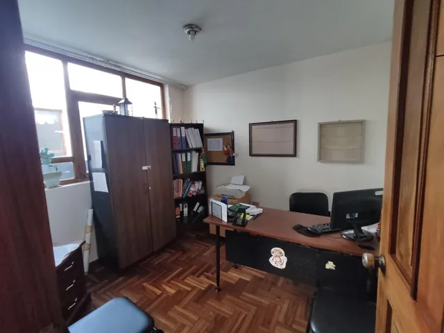 Hm/ Sector La Concepción! Casa de 3 Plantas de 450 m² en Venta por 390.000 Usd! — imagen 4