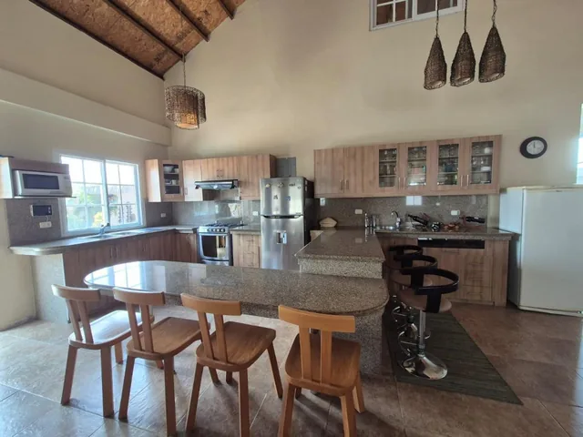Casa en Venta, Punta Blanca, Santa Elena, Lisr — imagen 5