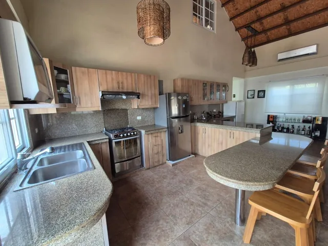 Casa en Venta, Punta Blanca, Santa Elena, Lisr — imagen 4