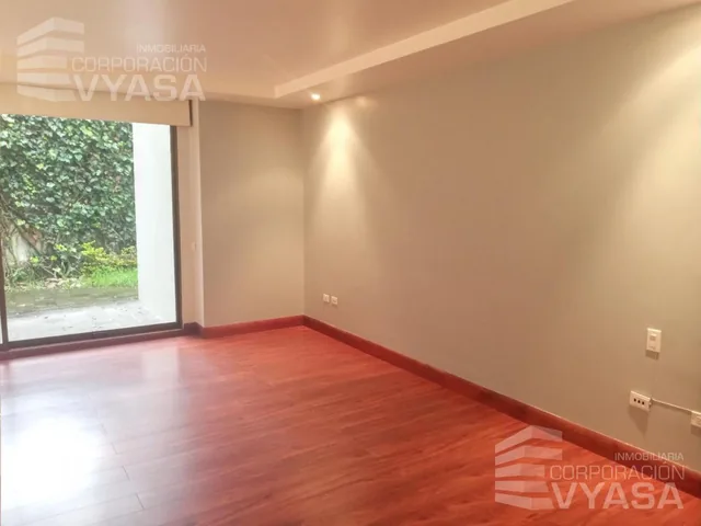 Bellavista - Quiteño Libre, Departamento en Venta 381 m² — imagen 3