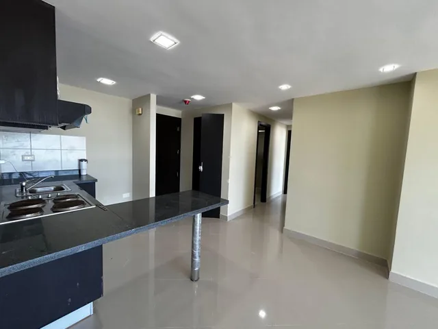 Departamento de 95 m² con 3 Habitaciones en Venta Frente Al Mar, Guayas — imagen 2