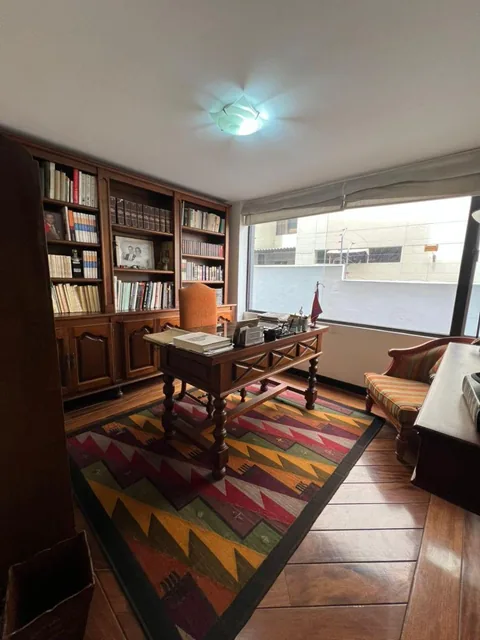 Vendo Departamento, Sector González Suarez, 314 m, 250.000 Dólares. Provincia de Pichincha — imagen 4
