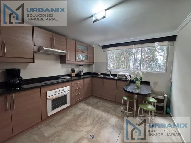 Venta Casa 4dorm - Basement - Patio - Terraza. Colegio Ortega y Gasset. Provincia de Pichincha — imagen 2