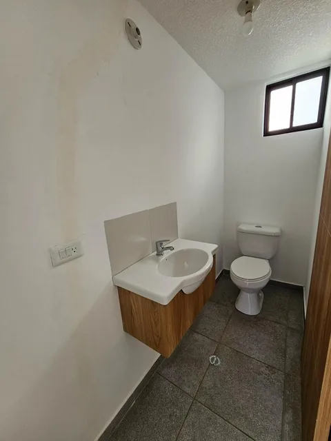 En Venta Casas 3 Dorm. con Baño Cada Uno Puente 2 - Valle de Los Chillos — imagen 5