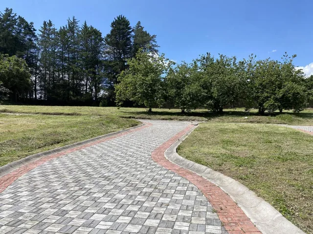 Terreno de Venta Dentro de Urbanización Cerrada y Exclusiva en Puembo — imagen 3