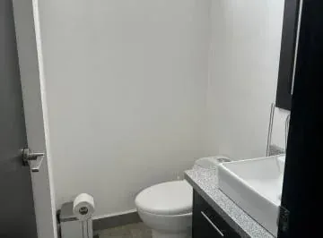Oficina en Venta en Iñaquito | Edificio Corporativo Premiado | 2 Parqueaderos | Usd 90.000 — imagen 3