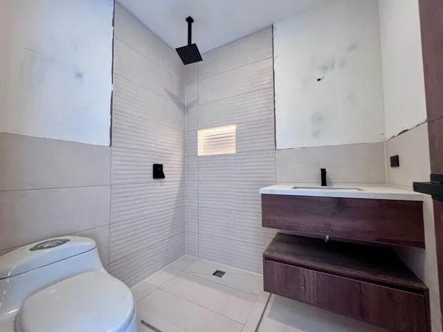 En Venta Departamental Dos Dorm. con Balcón Luminoso en Construcción - Cumbaya — imagen 2