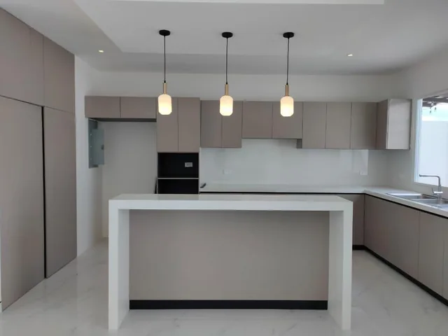 Casa de Venta en La Urbanización Porto Alegre, Vía a La Costa, de Estreno. Guayas — imagen 5