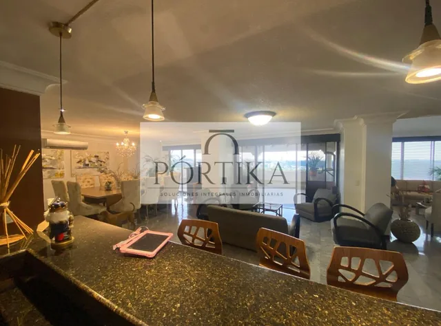Venta Departamento 4 Dorm. - Lomas de Urdesa, Guayas — imagen 4