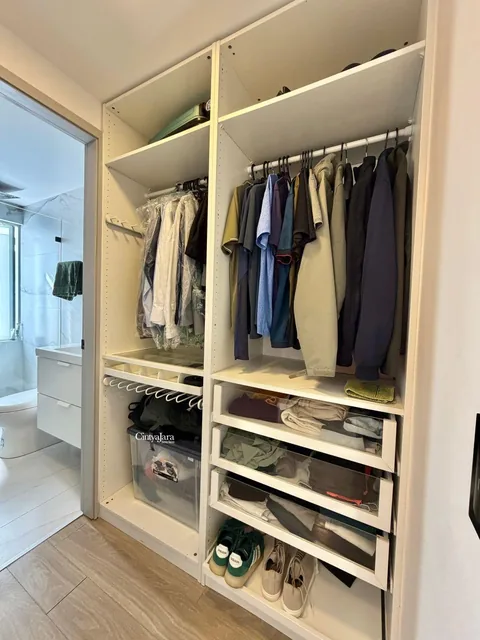 Departamento de Lujo, Como Nuevo, Sector González Suarez, 1 Dorm, Venta — imagen 2