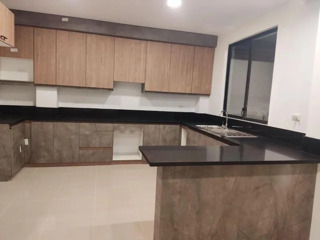 Casa de Venta en Manta Manta Zona Sur Bl, Manabí — imagen 2