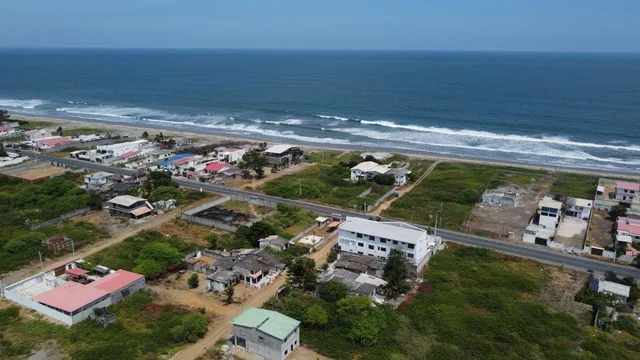 Venta de Departamento Frente Al Mar en Playas Villamil, Dos Dorm., Piscina - A. Maidana, Guayas — imagen 2