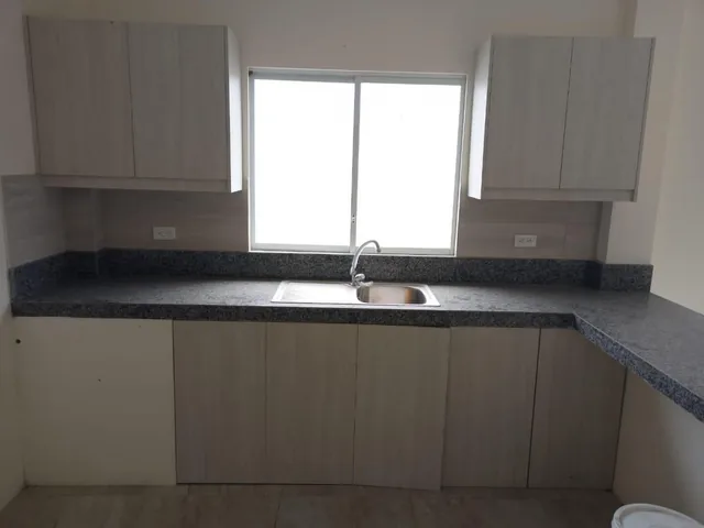 Casa de Venta en La Urbanización Savalí, Vía Samborondón - Salitre. Guayas — imagen 4