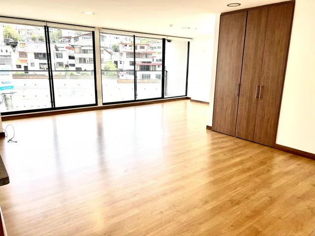 Venta, Hermoso y Bien Ubicado Departamento Portugal — imagen 3