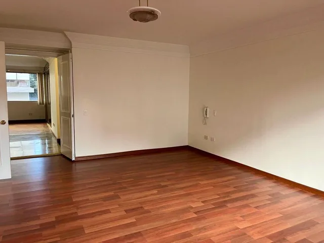 Vendo Bellavista. Lindo Departamento, 270 m², 3 Dor.180.000, Guardiania Las 24 Horas — imagen 5