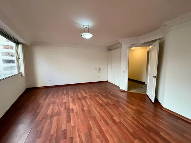 Vendo Bellavista. Lindo Departamento, 270 m², 3 Dor.180.000, Guardiania Las 24 Horas — imagen 4