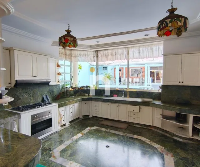Mansión de Lujo en Venta | en Cuenca, Azuay — imagen 2