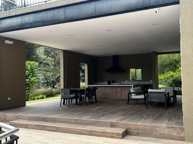 Venta, Terreno de 1005 m² en Tumbaco con Urbanización Privada — imagen 2