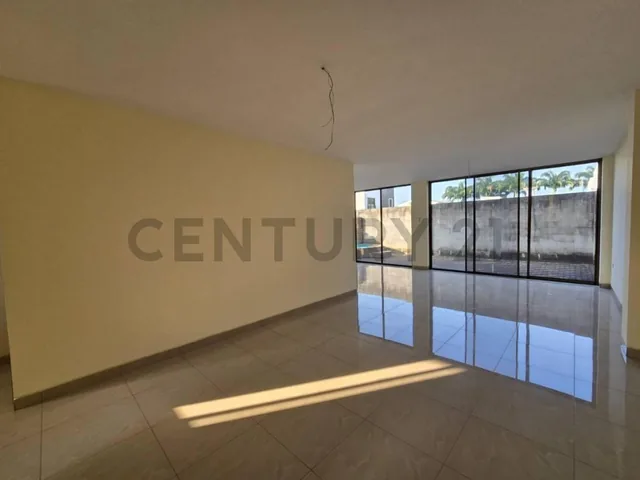 Venta Casa con Jacuzzi en Urb. Mallorca Village, La Aurora, Guayas — imagen 4