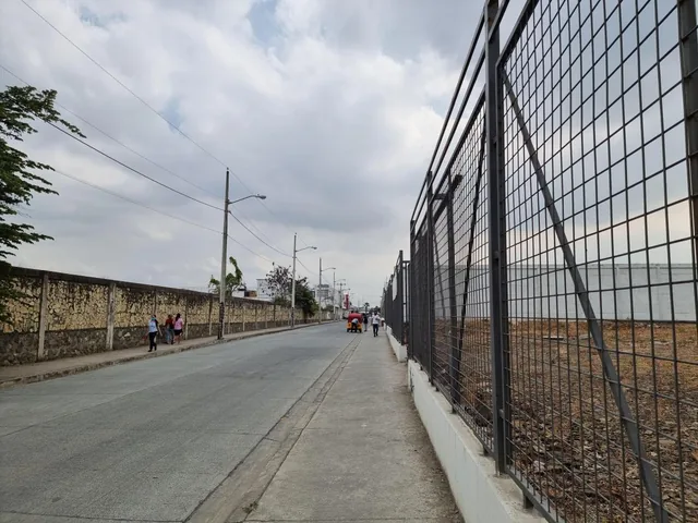 Zona de Alta Plusvalía: Vendo Terrenos Comerciales Desde 900 m² a $260/m², Guayas — imagen 2