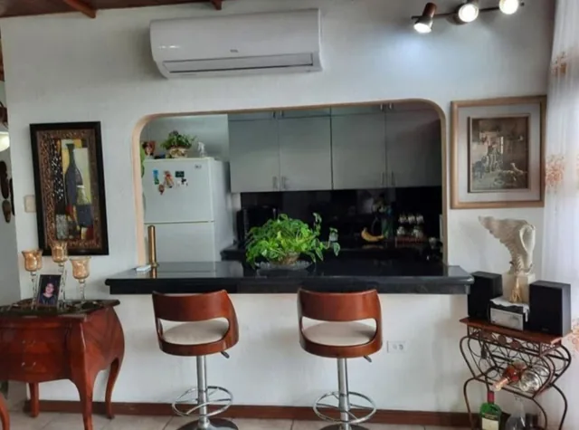 Oportunidad Se Vende Departamento en Kennedy 2 Habitaciones, Guayas — imagen 5