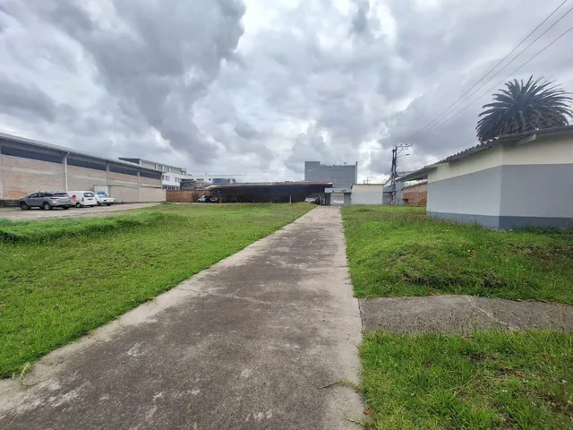 Venta Terreno Centro Norte, Sector El Inca, Ideal Desarrollo Proyecto Habitacional Vip — imagen 2