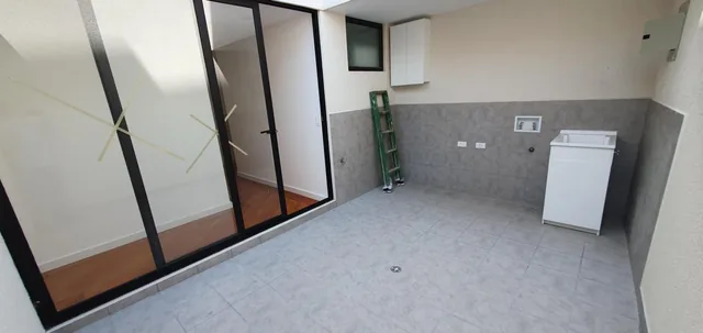 Se Vende Departamento Dentro de La Urbanización El Condado. Provincia de Pichincha — imagen 5