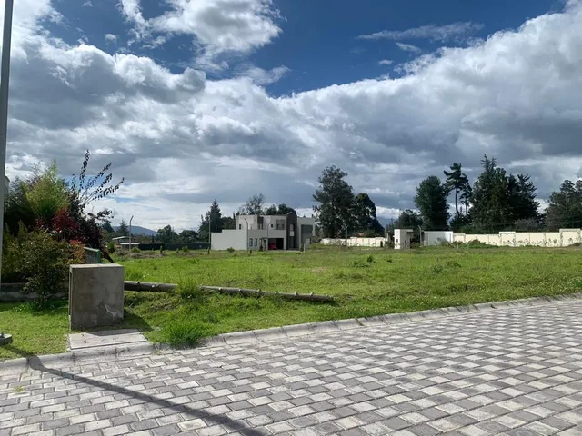 Terreno de Venta en Puembo Sector Colegio Highlands — imagen 2