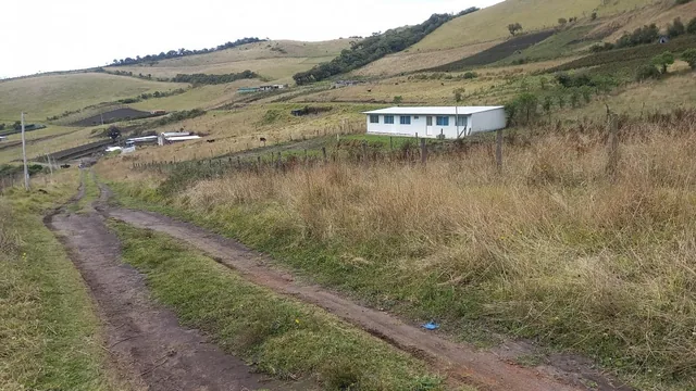 Terreno con Casa en Norte de Quito — imagen 3