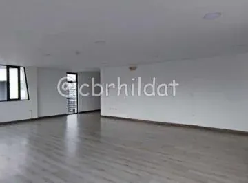 H/ La Carolina, Oficina Esquinera, Piso Alto con Vista 83 m², 2 Parqueaderos 145.900usd — imagen 2
