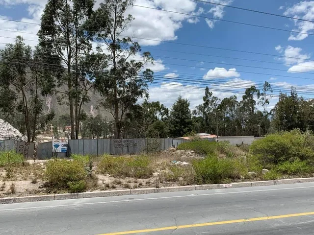 Terreno en Mitad del Mundo a 1 Medio Km Hacia Calacali — imagen 2