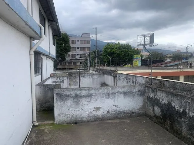 Vs Av Rio Amazonas y Rio Coca, Venta Propiedad Ideal Para Proyecto Inmobiliario 595 m² — imagen 3