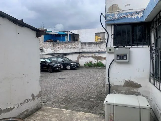 Vs Av Rio Amazonas y Rio Coca, Venta Propiedad Ideal Para Proyecto Inmobiliario 595 m² — imagen 2