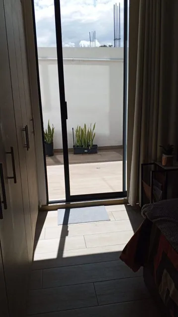 Cerca a La Usfq. y Al Parque de Cumbaya — imagen 5