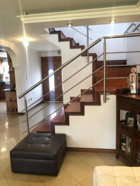 Vendo Casa en Capelo Independiente — imagen 4