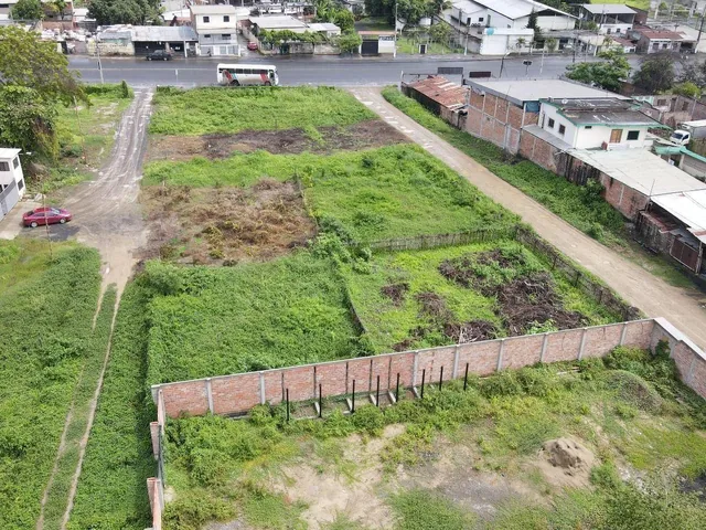 Se Vende Terreno en La Via Portoviejo - Santa Ana, Manabí — imagen 2