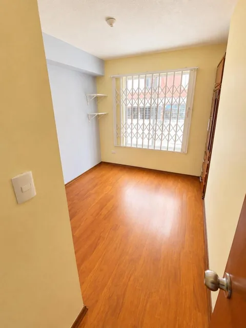 Vendo Departamento de 2 Dorm. con Amplia Terraza en El Sur de Quito — imagen 5