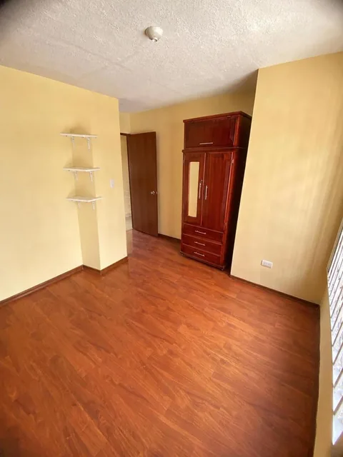 Vendo Departamento de 2 Dorm. con Amplia Terraza en El Sur de Quito — imagen 2